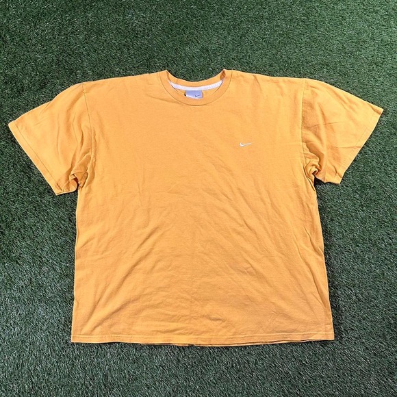 Vintage Nike Blank Yellow T-Shirt - Picture 1 of 3